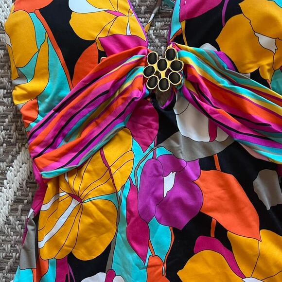 Vibrant Floral One Piece Swimsuit - Picture 2 of 3